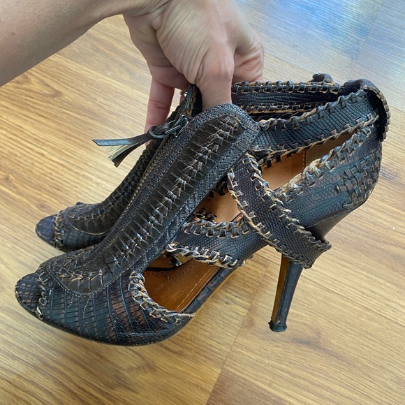 🔥GIVENCHY PYTHON SANDLES🔥